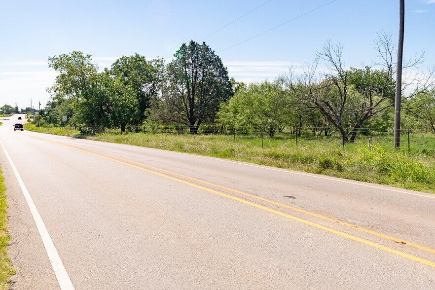 More Photos Of 2310 E Bankhead Dr, Weatherford Land For Sale