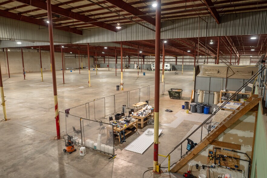 More Photos Of 1901 Boundary Ave, Pawhuska Warehouse For Lease