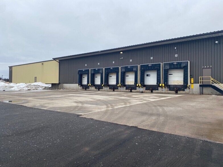 Primary Photo Of 3605 Concord, Weston Industrial For Lease