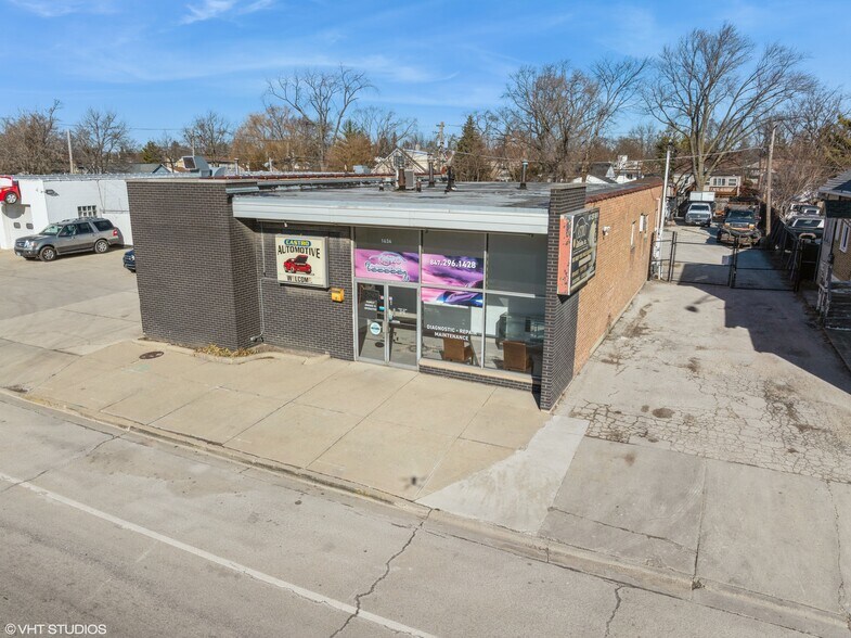 Primary Photo Of 1634 E Oakton St, Des Plaines Auto Repair For Sale