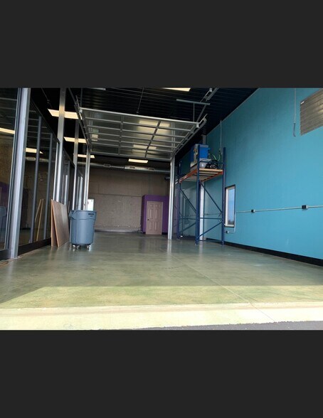 More Photos Of 8745 Old US Highway 50, Breese Industrial For Lease