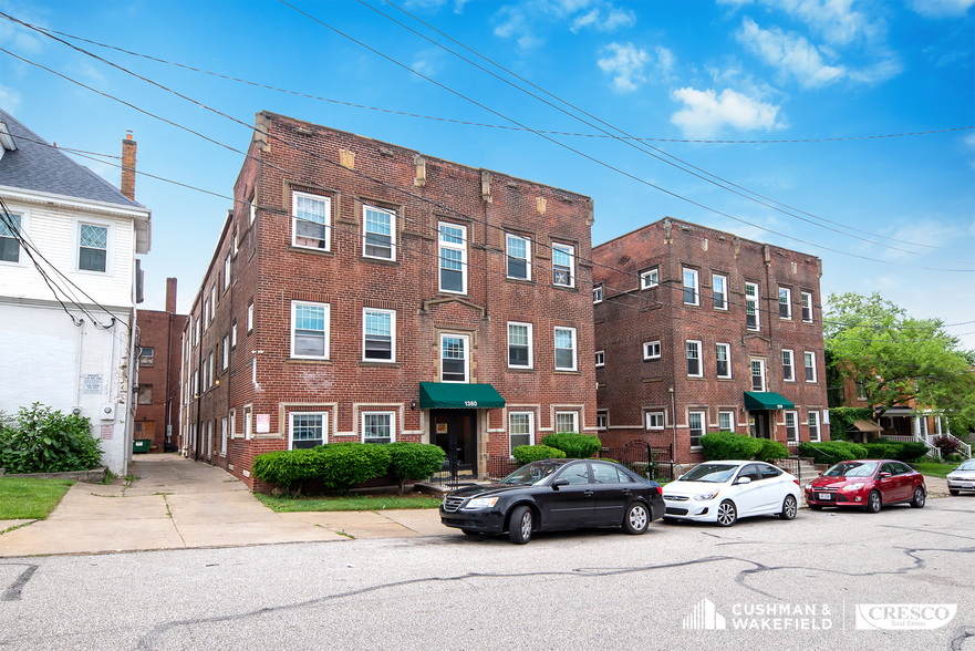 Primary Photo Of 1376-1380 W 112th St, Cleveland Apartments For Sale