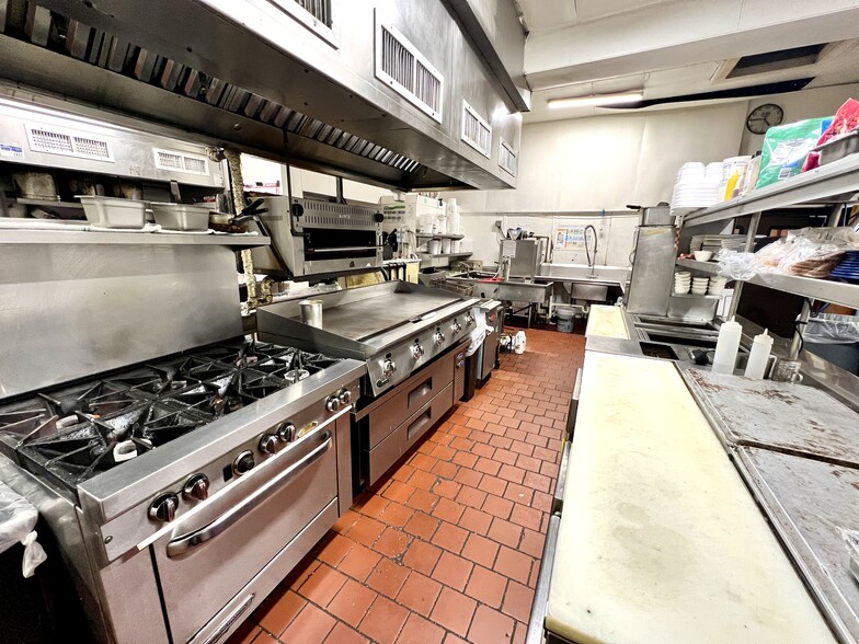 More Photos Of 189 Claremont Ave, Tamaqua Restaurant For Sale