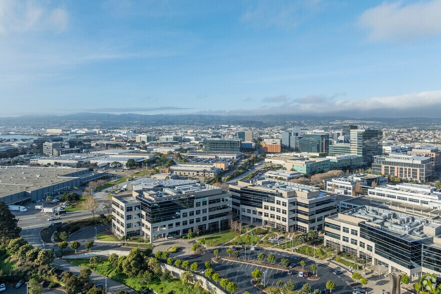 More Photos Of 333 Oyster Point Blvd, South San Francisco Office For Lease