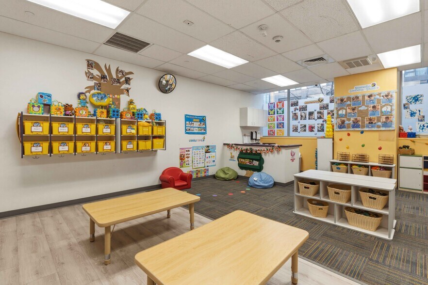 More Photos Of 2728 Thomson Ave, Long Island City Apartments For Sale