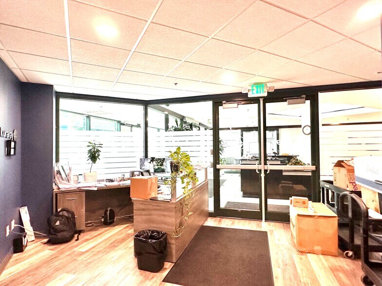 More Photos Of 707 E 80th Pl, Merrillville Office For Lease