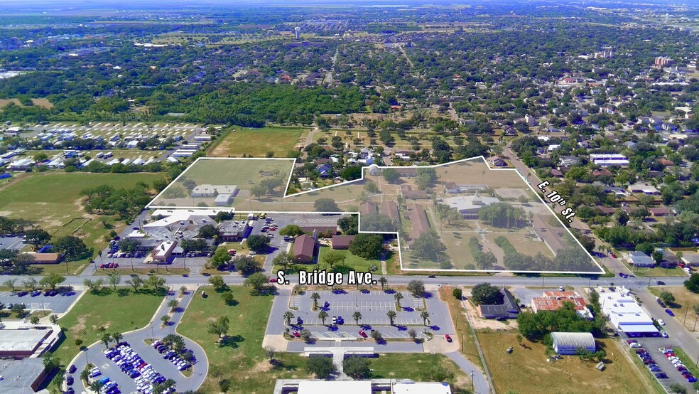 More Photos Of 1214 S Bridge Ave, Weslaco Schools For Sale