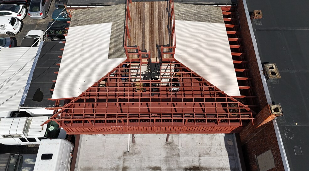 More Photos Of 975 W Broad St, Columbus Office For Lease