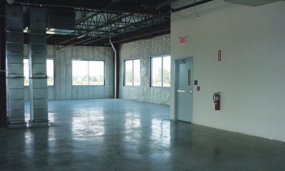 More Photos Of 1176 S Park Ave, Buffalo Medical For Sale