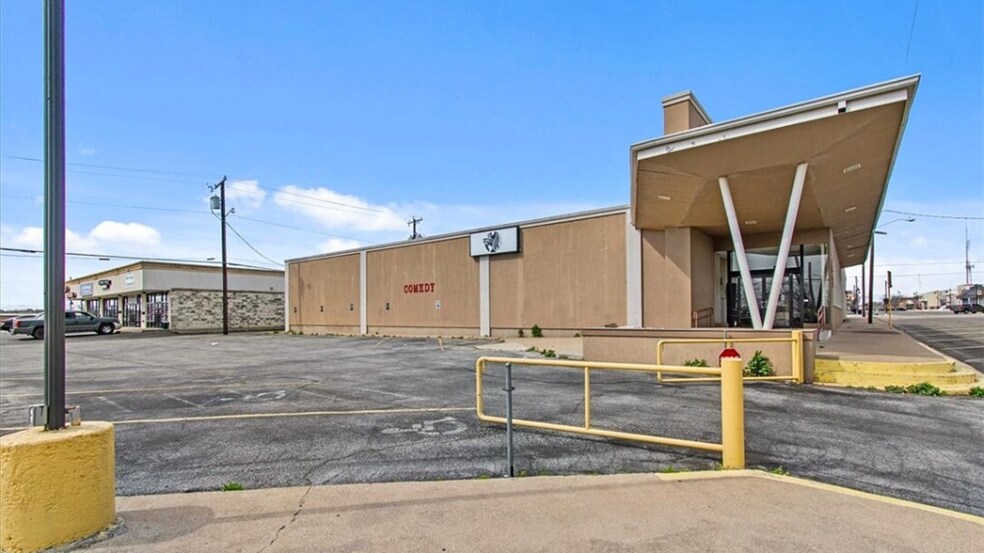 More Photos Of 420 E Ave C, Killeen Freestanding For Sale