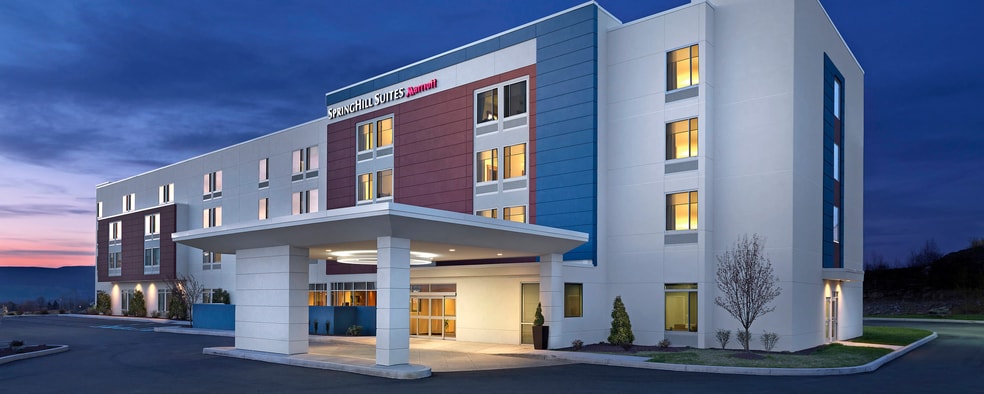 Primary Photo Of 2692 Peachtree Pky, Suwanee Hotel For Sale