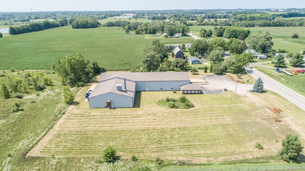 More Photos Of 2100 17 Mile Rd, Kent City Warehouse For Sale