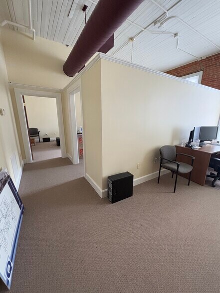 More Photos Of 201 N 3rd St, Hannibal Office For Sale