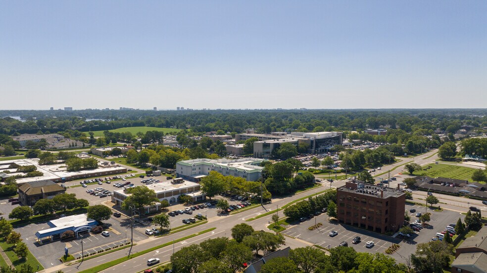 More Photos Of 1120 First Colonial Rd, Virginia Beach Medical For Lease