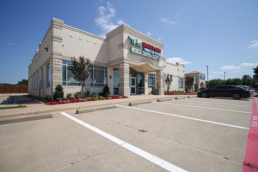More Photos Of 1661 Eastchase Pkwy, Fort Worth Medical For Lease