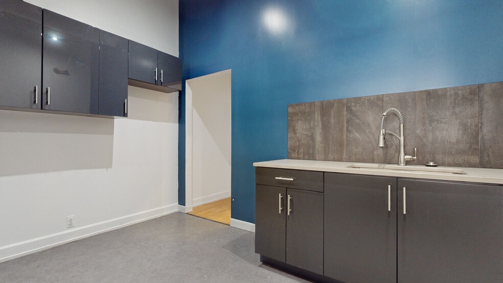 More Photos Of 304-306 S State St, Ann Arbor Storefront Retail Office For Lease