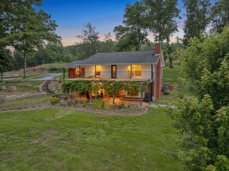 More Photos Of 1060 Paint Rock Ferry Rd, Kingston Specialty For Sale