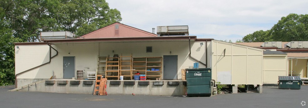 More Photos Of 1303-1313 Gold Star Hwy, Groton Storefront Retail Office For Sale