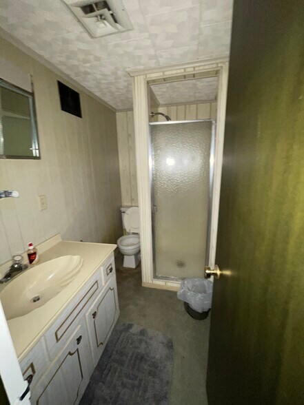 More Photos Of 156 NJ-45, Mannington Township Storefront Retail Office For Lease