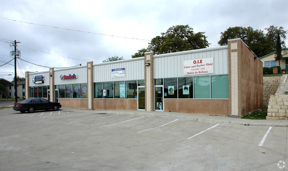 More Photos Of 1192 Airport Blvd, Austin Unknown For Lease
