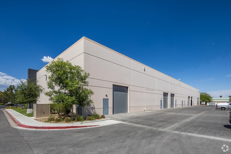 More Photos Of 2950 E Sunset Rd, Las Vegas Showroom For Sale