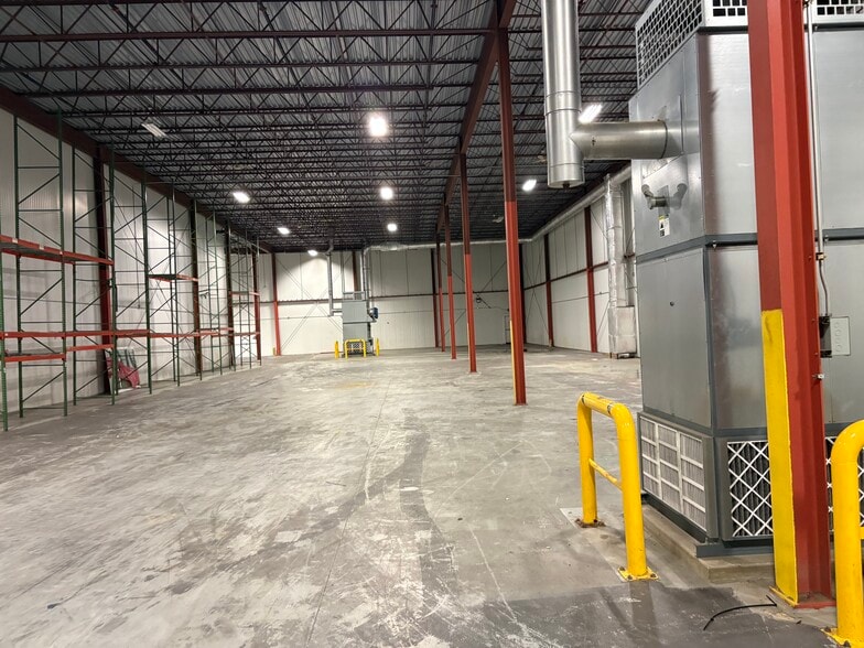 More Photos Of 1207 W Bridge St, Spring City Warehouse For Sale