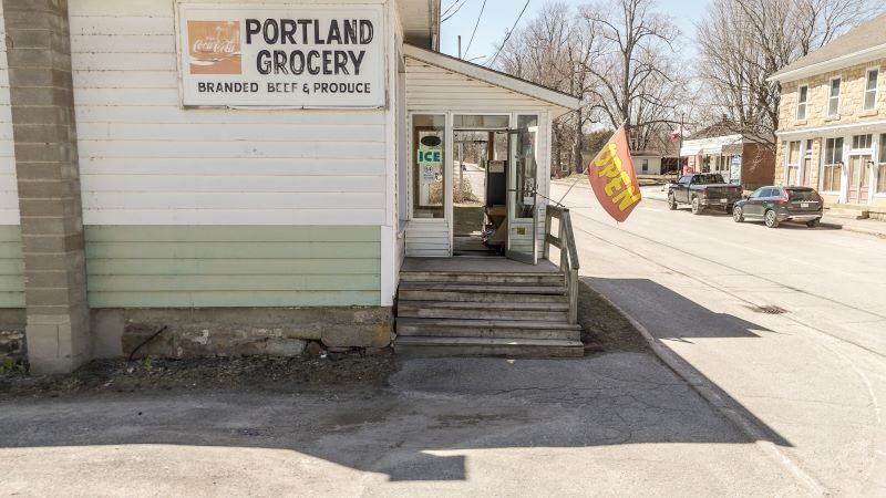 More Photos Of 28 Colborne St, Portland Supermarket For Sale