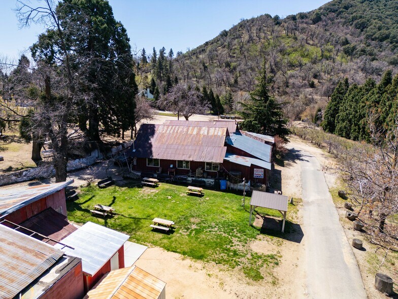 More Photos Of 39285 Snowline Circle, Oak Glen Specialty For Sale