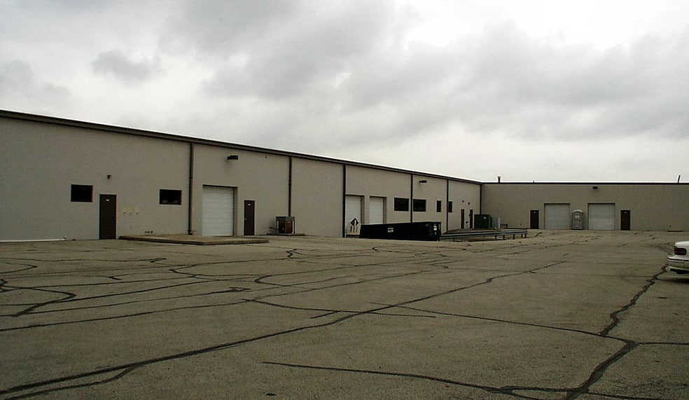 More Photos Of 701 Congressional Blvd, Carmel Industrial For Lease