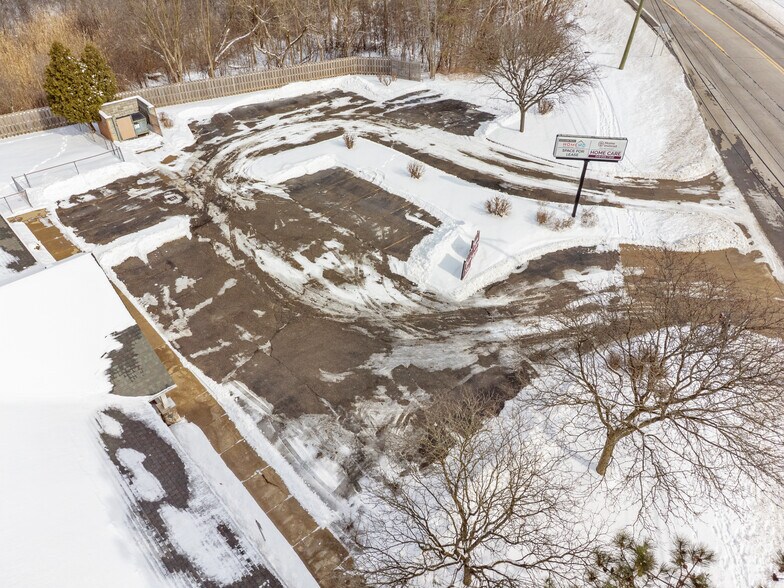 More Photos Of 5758 Cooley Lake Rd, Waterford Daycare Center For Sale