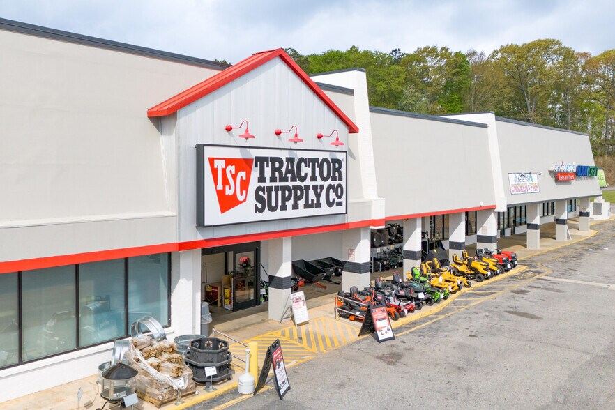 More Photos Of 3073-3187 Highway 431, Roanoke Unknown For Lease