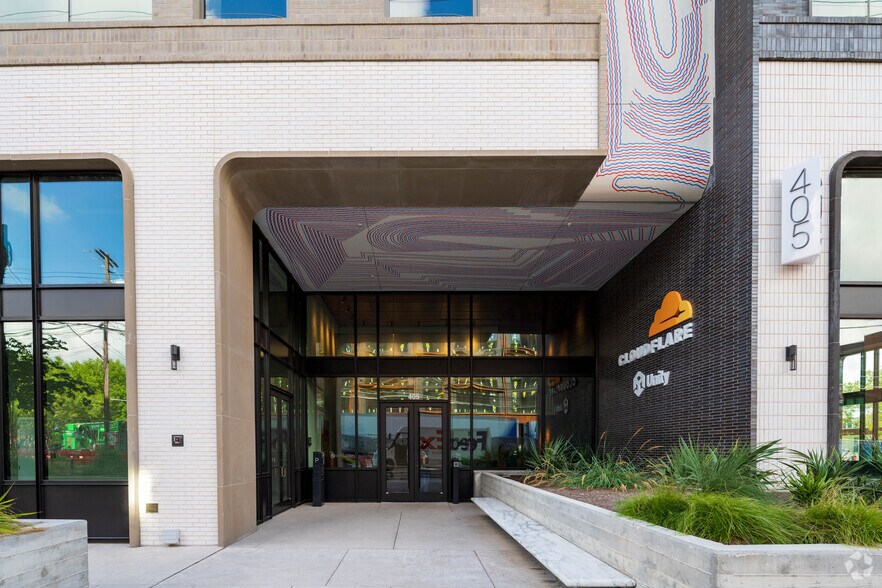 More Photos Of 1600 E 4th St, Austin Office For Lease