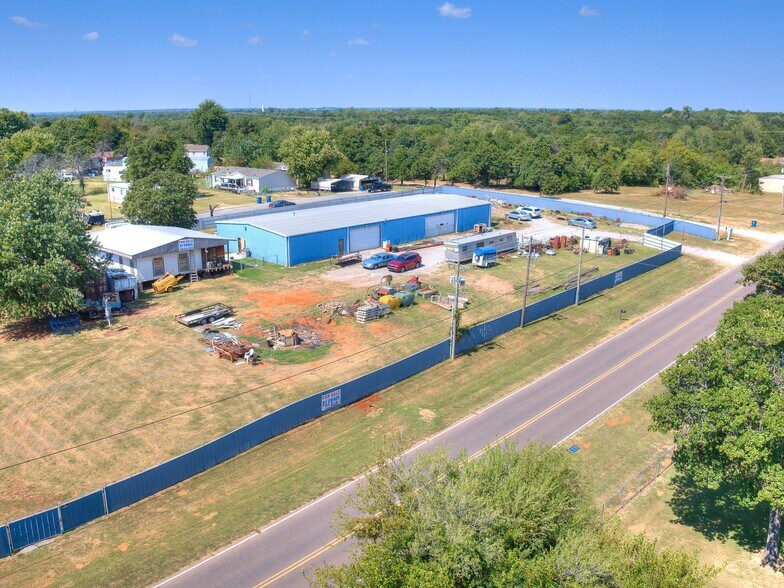 More Photos Of 3025 Westminster Rd, Nicoma Park Light Manufacturing For Sale