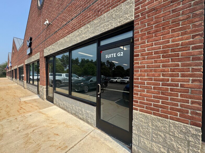 More Photos Of 7200 Dan Hoey Rd, Dexter Storefront Retail Office For Sale