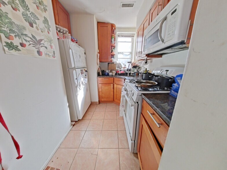 More Photos Of 2041 N 15th St, Philadelphia Apartments For Sale