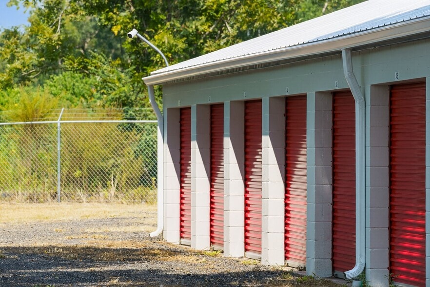 More Photos Of 13396 76th St, Live Oak Self Storage For Sale