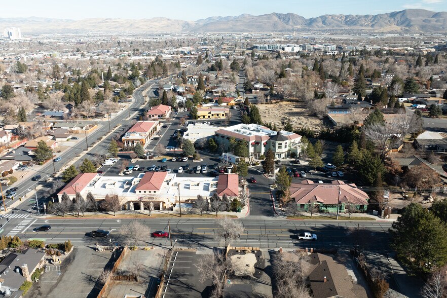 More Photos Of 540 W Plumb Ln, Reno Medical For Lease