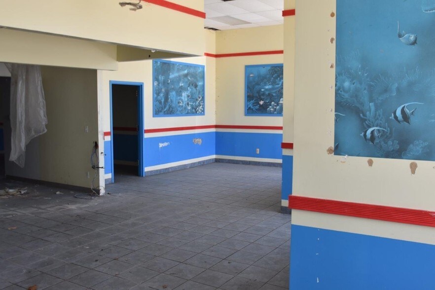 More Photos Of 13207-13243 E Warren Ave, Detroit Storefront For Sale