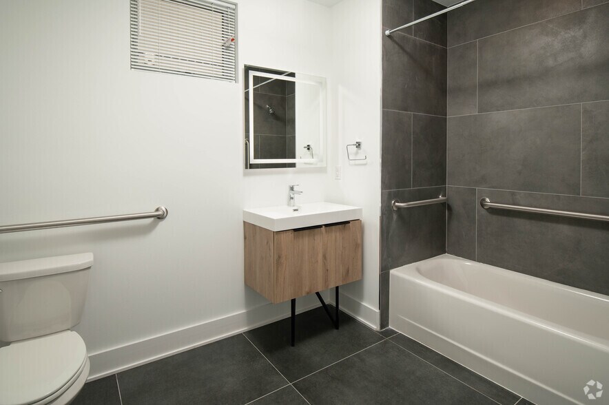 More Photos Of 2201 Washington Ave, Philadelphia Apartments For Lease