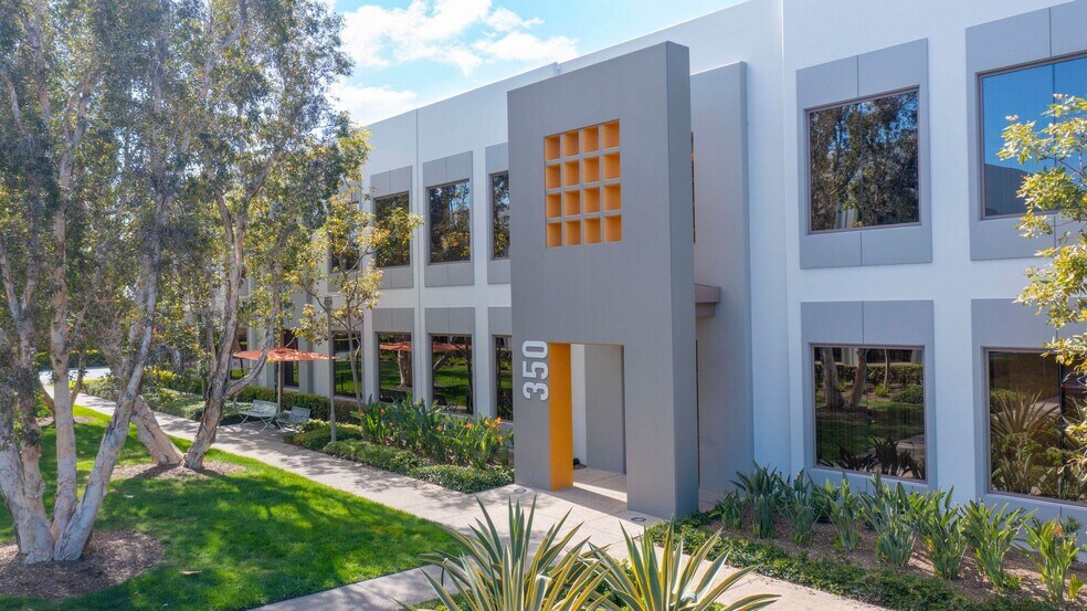 More Photos Of 200 Commerce Dr, Irvine Unknown For Lease