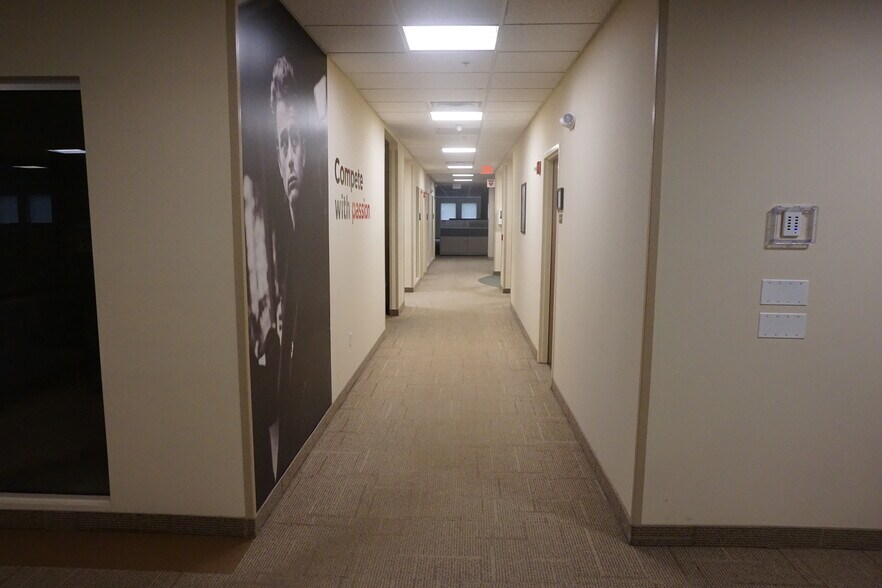 More Photos Of 40 Media Dr, Queensbury Office For Lease