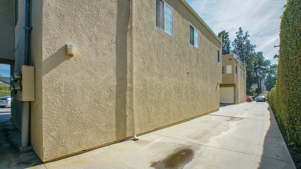 More Photos Of 3911 Verdugo Rd, Los Angeles Apartments For Sale
