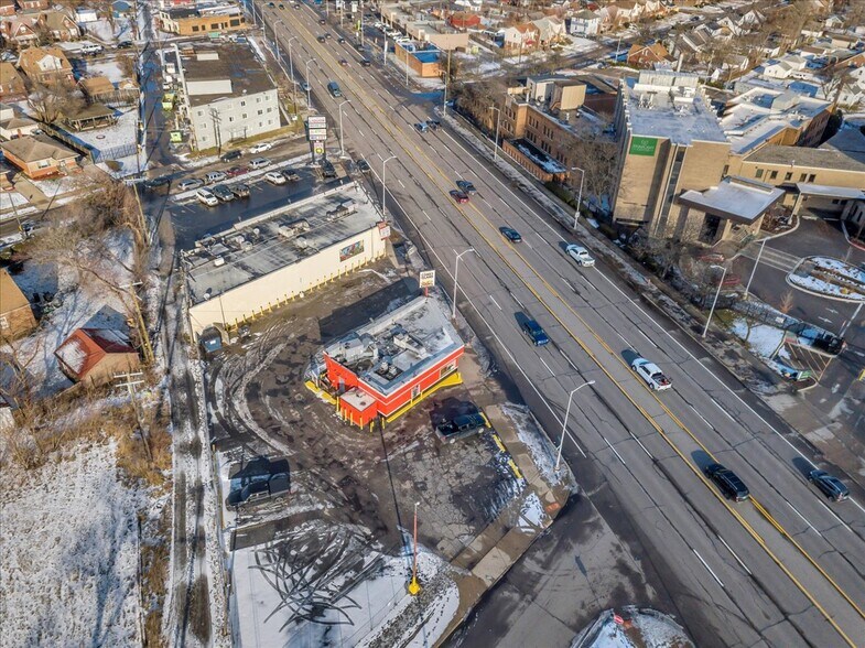 More Photos Of 14987 Gratiot Ave, Detroit Restaurant For Sale