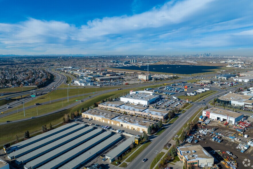 More Photos Of 11651 40th St SE, Calgary Warehouse For Lease