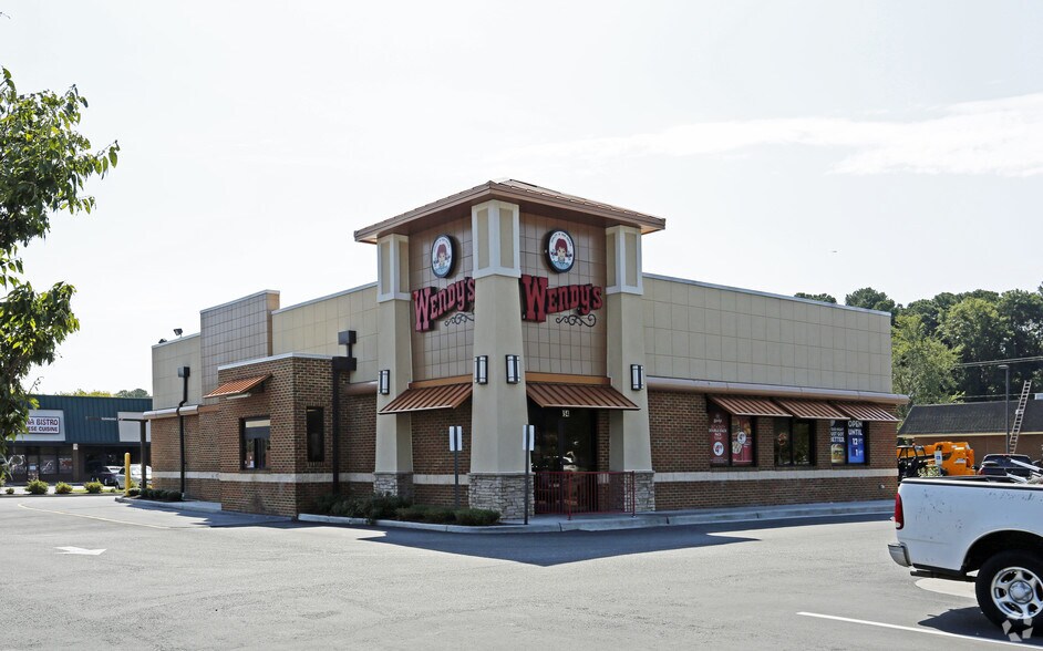 More Photos Of 456-476 Wythe Creek Rd, Poquoson Unknown For Lease