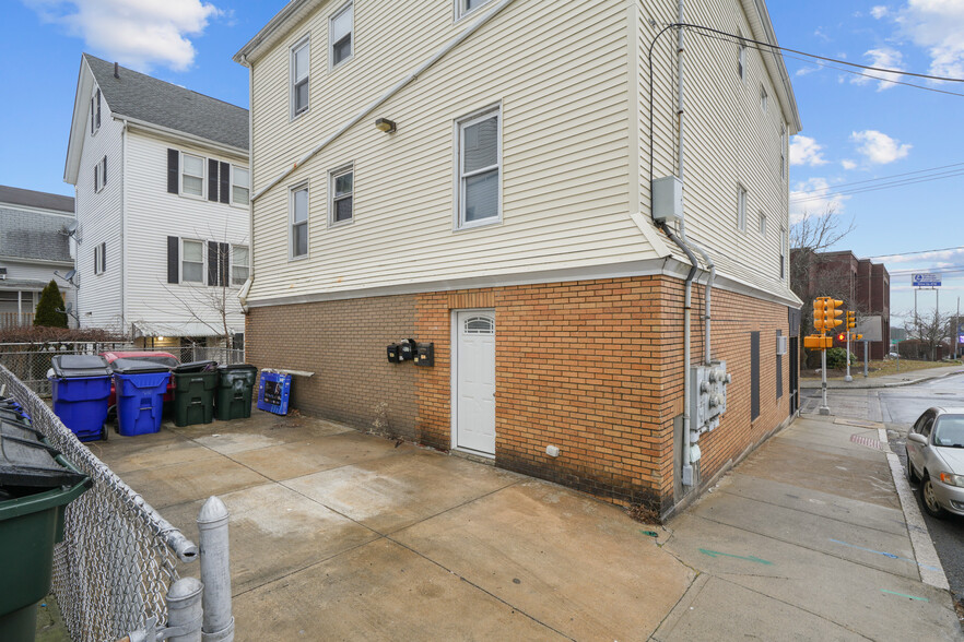 More Photos Of 337 Columbia St, Fall River Apartments For Sale