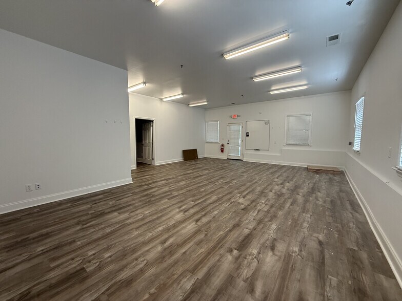 More Photos Of 251 Heritage Walk, Woodstock Medical For Lease
