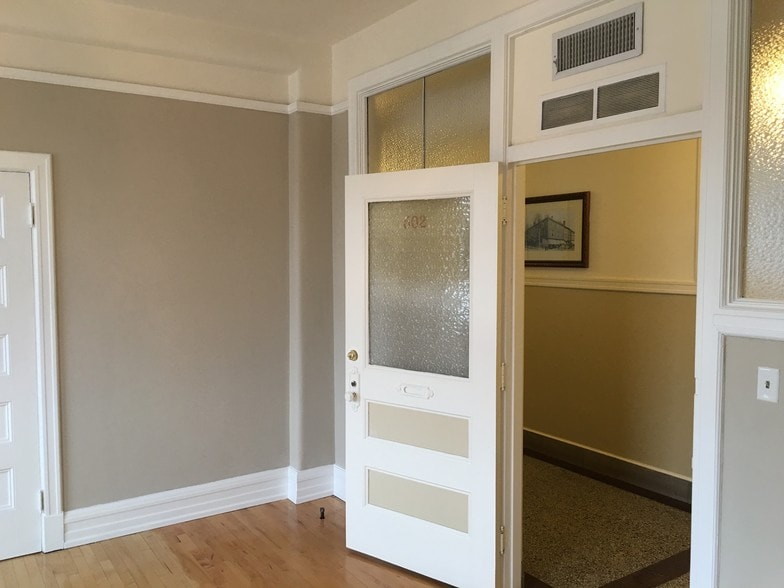 More Photos Of 306 W Main St, Frankfort Coworking Space