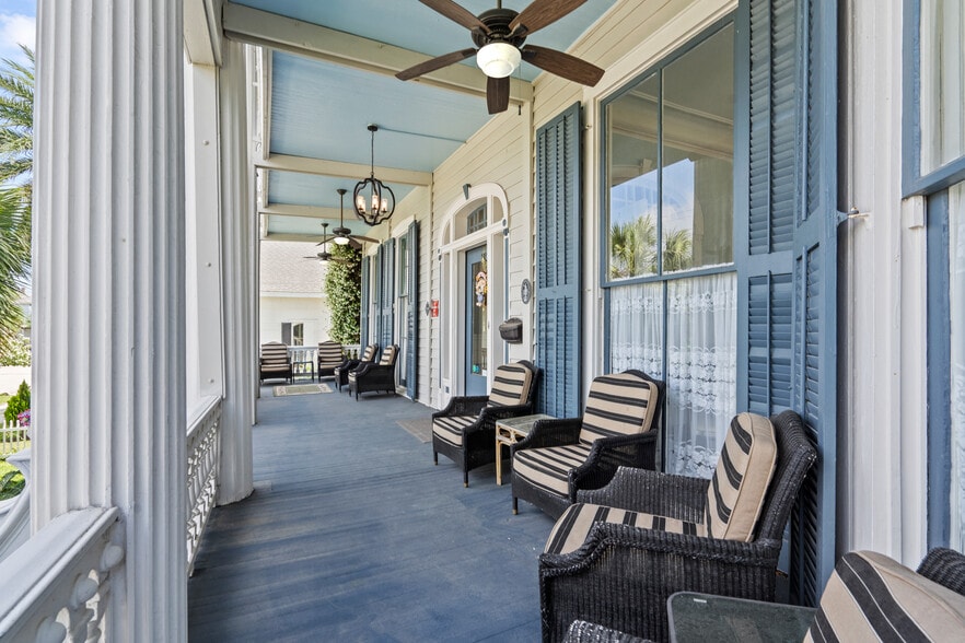 More Photos Of 1103 33rd St, Galveston Hotel For Sale
