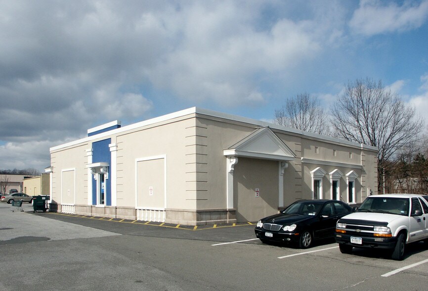 More Photos Of 29-49 Tarrytown Rd, White Plains General Retail For Lease